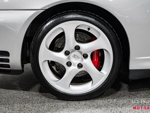 Used 2004 Porsche 911 Carrera 4S AWD/4WD image 12