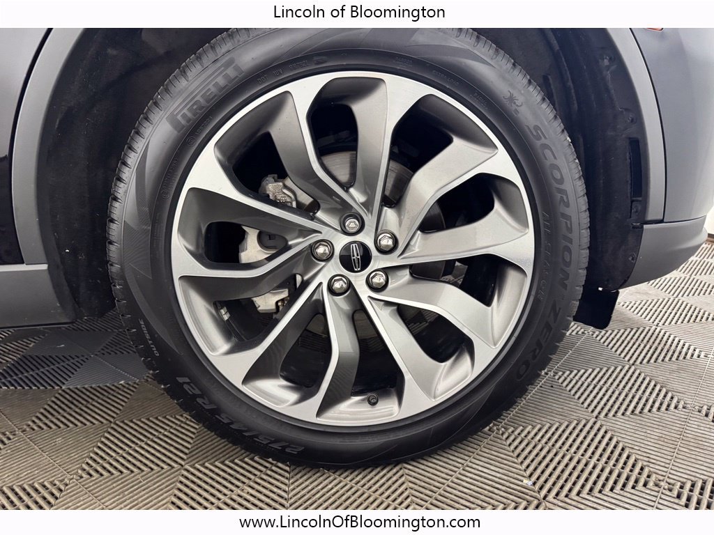 Certified 2025 Lincoln Aviator Reserve AWD/4WD image 27