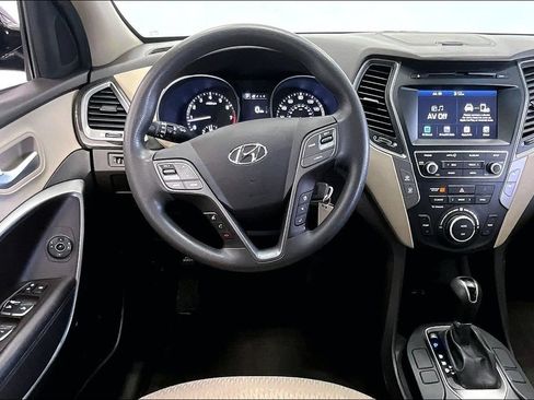 Used 2017 Hyundai Santa Fe Sport FWD image 5
