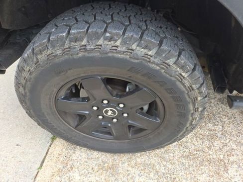 Used 2024 Ford Bronco Black Diamond AWD/4WD image 10