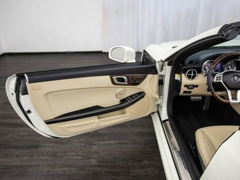 Used 2013 Mercedes-Benz SLK 250 SLK250 image 16