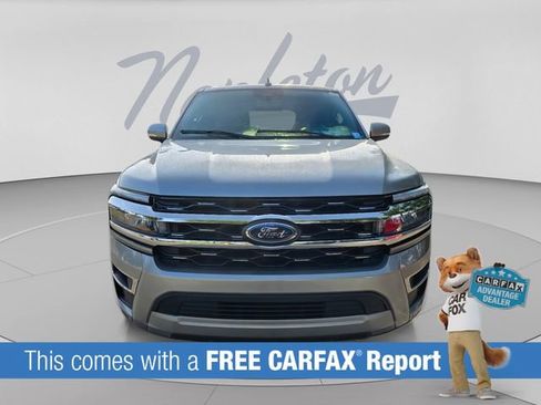 Used 2023 Ford Expedition Limited RWD image 2