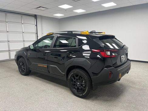 Used 2026 Subaru Crosstrek 2.5i Wilderness w/ Crosstrek Mirror Package AWD/4WD image 4
