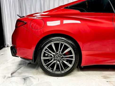 Used 2017 INFINITI Q60 Red Sport 400 image 11