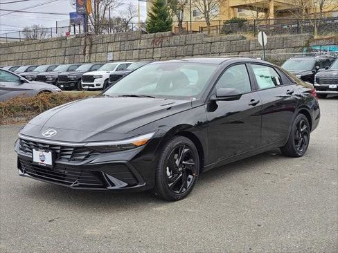 New 2026 Hyundai Elantra Sport FWD image 3