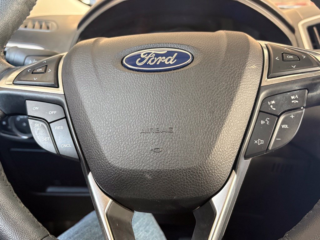 Used 2023 Ford Edge SEL w/ Convenience Package AWD/4WD image 21