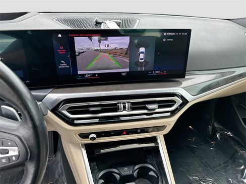 Used 2023 BMW 330i Sedan w/ Premium Package image 23