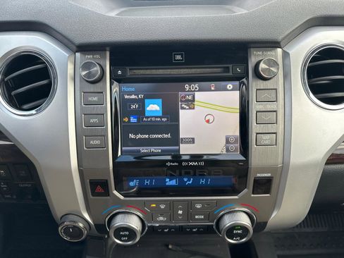 Used 2017 Toyota Tundra Limited image 6