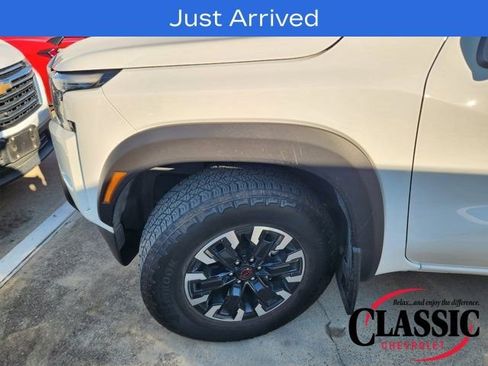 Used 2023 Nissan Frontier Pro-X w/ Pro Convenience Package image 13