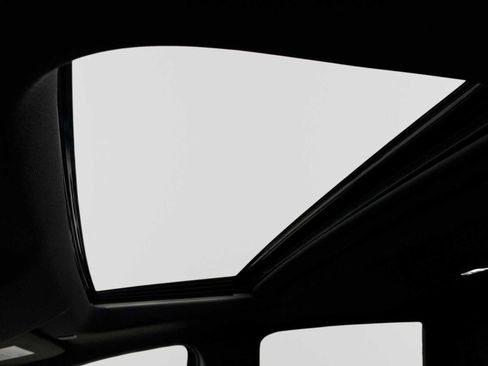 Certified 2023 GMC Sierra 1500 AT4 w/ Technology Package image 17