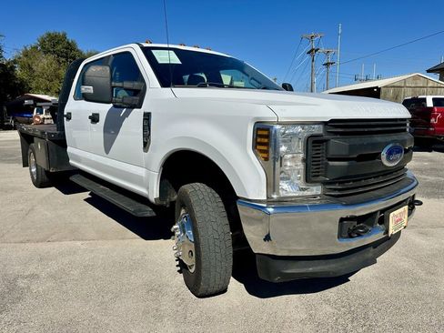 Used 2019 Ford F350 XL w/ Power Equipment Group image 7