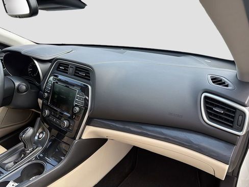 Used 2021 Nissan Maxima Platinum w/ Sport Mat Group image 29