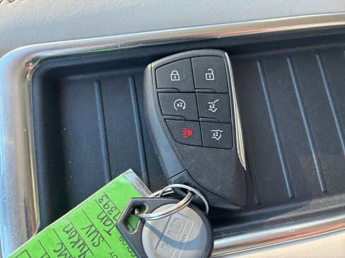 Used 2021 GMC Yukon Denali image 30