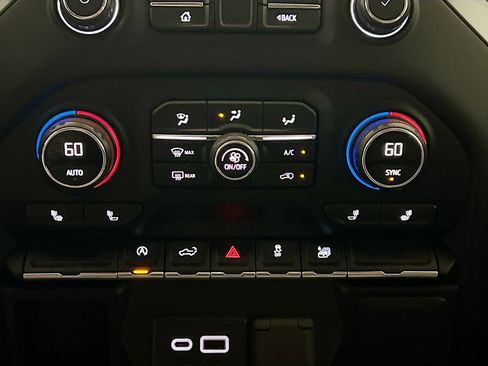 Used 2019 Chevrolet Silverado 1500 RST w/ All-Star Edition image 11