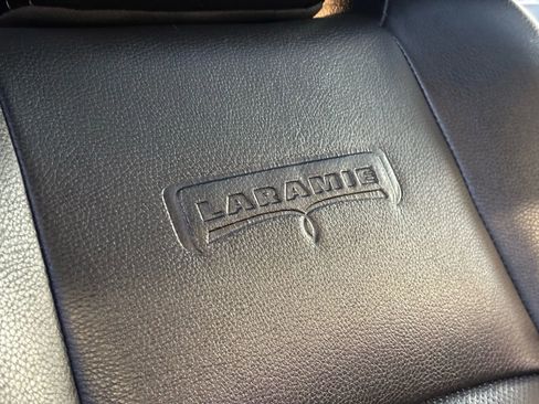 Used 2017 RAM 1500 Laramie w/ Convenience Group image 27