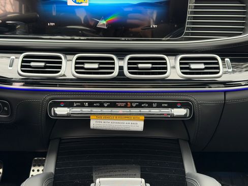 New 2026 Mercedes-Benz GLE 53 AMG 4MATIC image 21