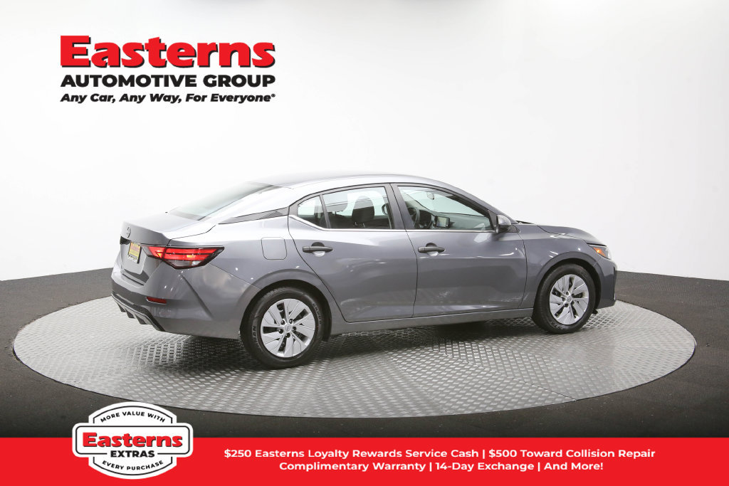 Used 2024 Nissan Sentra S FWD image 41