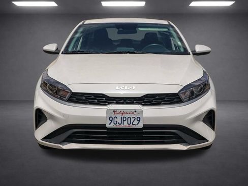 Used 2023 Kia Forte LXS FWD image 9