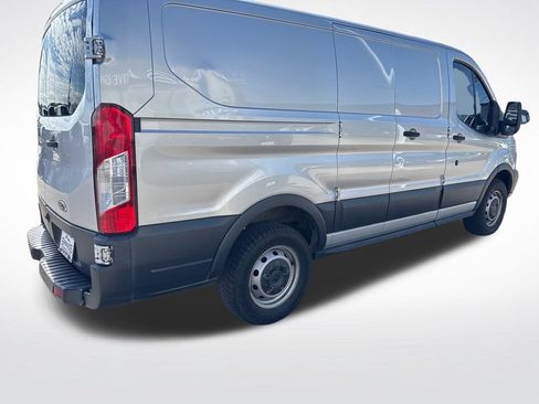 Used 2016 Ford Transit 150 130 Low Roof RWD image 5