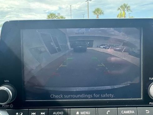 Used 2023 Nissan Rogue SV AWD/4WD image 40