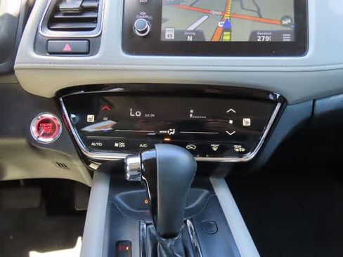 Certified 2019 Honda HR-V Touring image 19