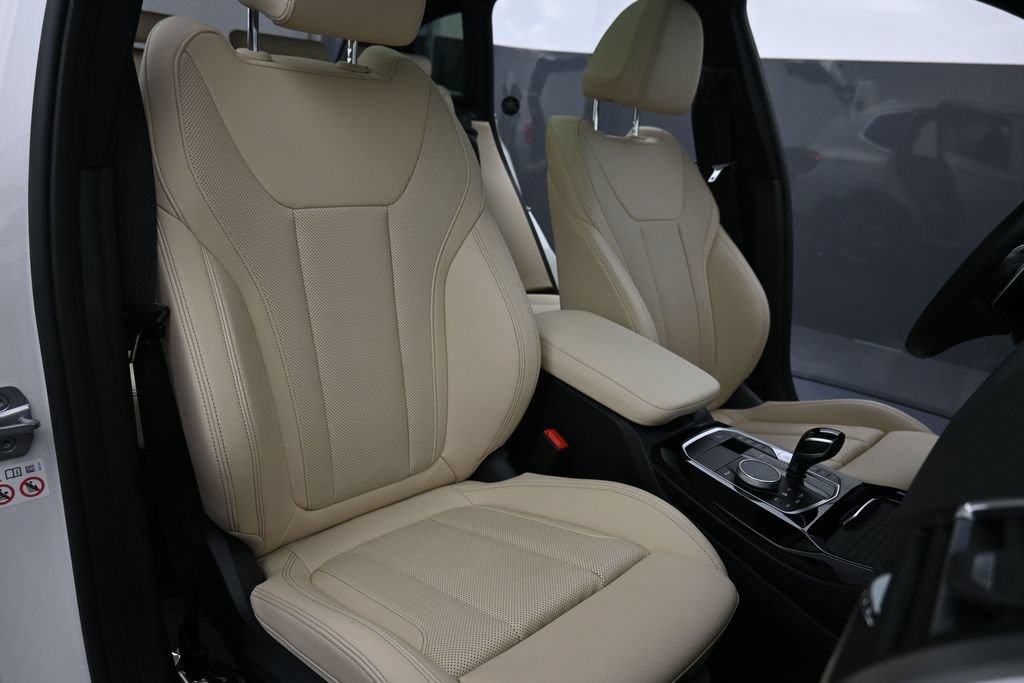 Used 2023 BMW X3 xDrive30i w/ Convenience Package w/ZPA AWD/4WD image 20