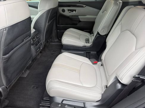 Used 2023 Honda Pilot EX-L image 14