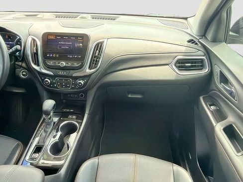 Used 2024 Chevrolet Equinox Premier FWD image 18