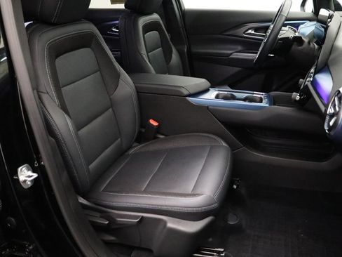 Certified 2024 Chevrolet Equinox EV LT FWD image 16