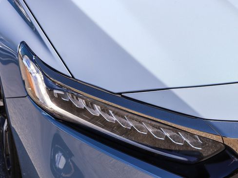 Used 2021 Honda Accord Sport image 6