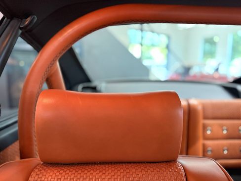 Used 1989 Porsche 911 Carrera 4 image 92