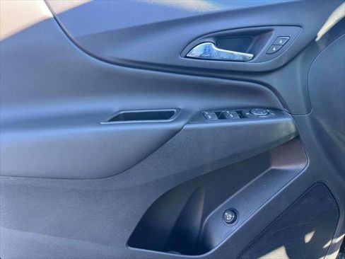 Used 2023 Chevrolet Equinox LT image 16