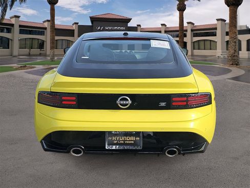 Used 2023 Nissan Z Performance w/ Floor Mat Package (L93) image 7