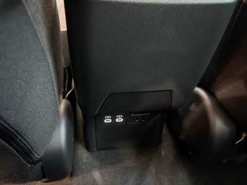 New 2026 Toyota Prius Plug-In Hybrid FWD image 20