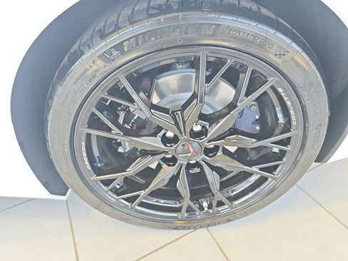 New 2026 Chevrolet Corvette Stingray Premium Cpe w/ Z51 Performance Package image 30