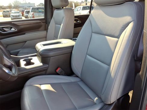 Used 2023 Chevrolet Tahoe Z71 w/ Luxury Package image 25