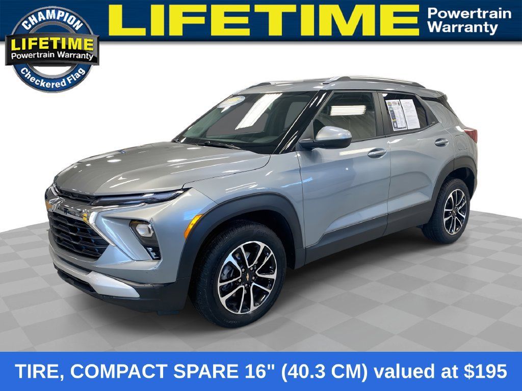 Used 2026 Chevrolet TrailBlazer LT AWD/4WD image 1
