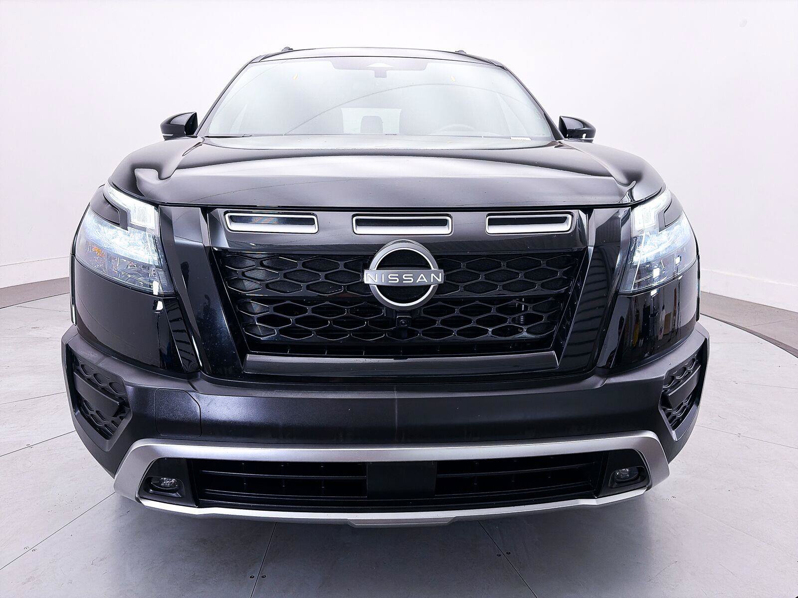 Used 2025 Nissan Pathfinder Rock Creek AWD/4WD image 10