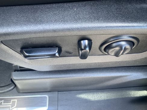 Used 2019 GMC Sierra 1500 AT4 w/ AT4 Premium Package image 12