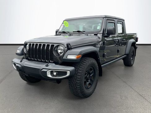 Used 2023 Jeep Gladiator Sport AWD/4WD image 3
