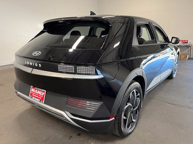 Used 2024 Hyundai Ioniq 5 SEL AWD/4WD image 3