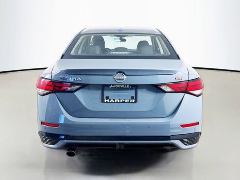 Used 2025 Nissan Sentra SR w/ SR Premium Package FWD image 8