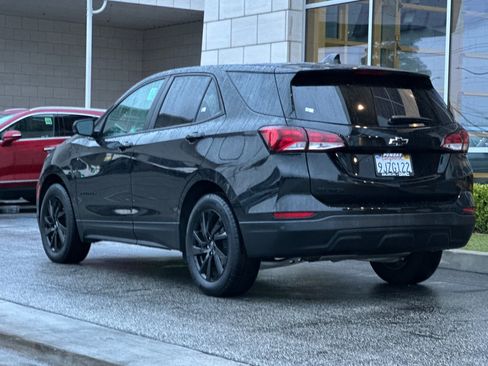 Used 2024 Chevrolet Equinox LS w/ LS Convenience Package image 6