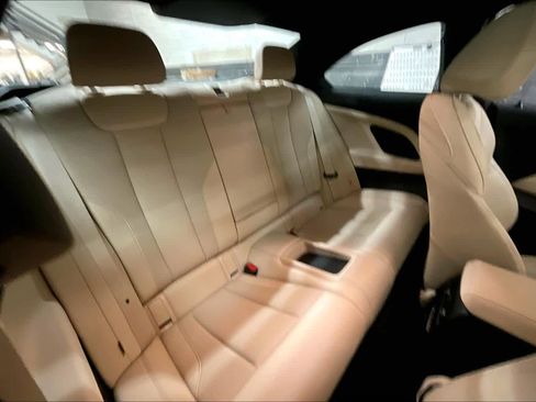 Used 2023 BMW 230i Coupe w/ M Sport Package image 29