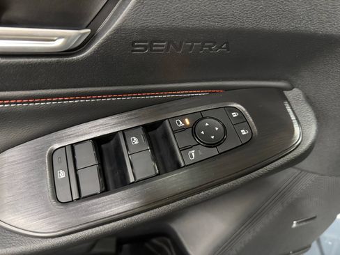 Used 2026 Nissan Sentra SR w/ SR Premium Package FWD image 23