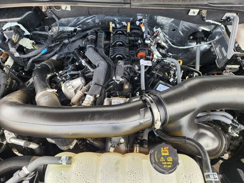 Used 2024 Ford Expedition Platinum image 27