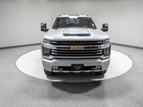 Used 2022 Chevrolet Silverado 3500 High Country image 29