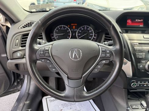 Used 2017 Acura ILX FWD image 15
