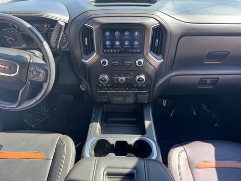 Certified 2022 GMC Sierra 1500 AT4 AWD/4WD image 2
