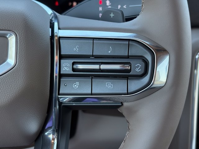 New 2026 GMC Yukon Denali w/ Denali Reserve Package RWD image 37